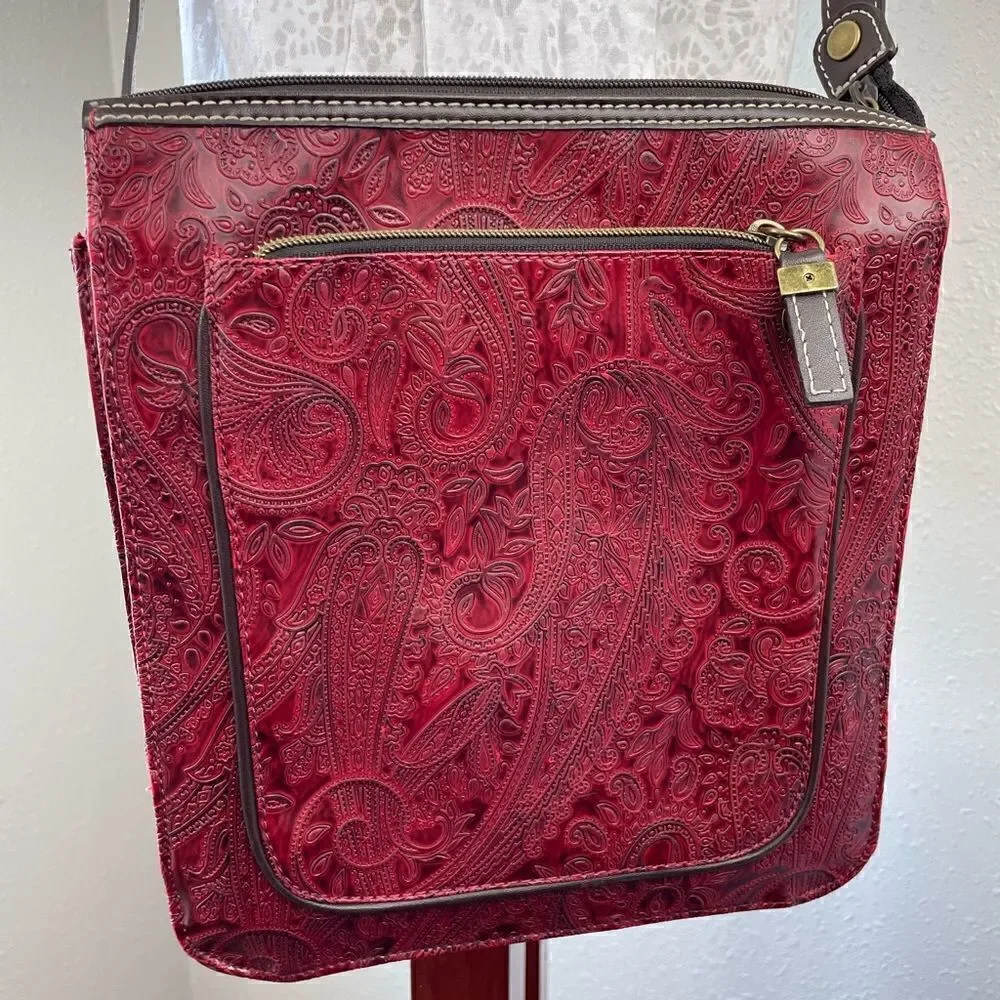 Relic Red Paisley Shoulder Bag EUC